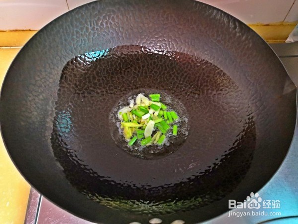 干煸茶树菇小白菜的做法