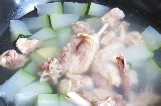 老鸭冬瓜汤制作的步骤