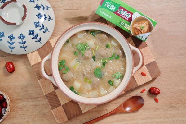 萝卜牛肉丸粉丝汤