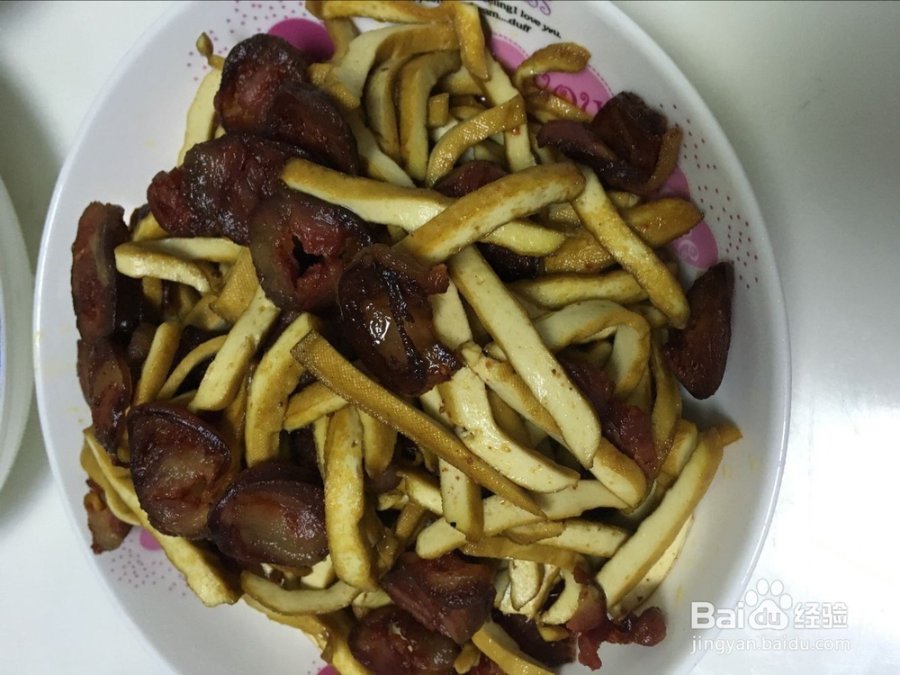 如何做农家小炒菜之腊肠炒香干
