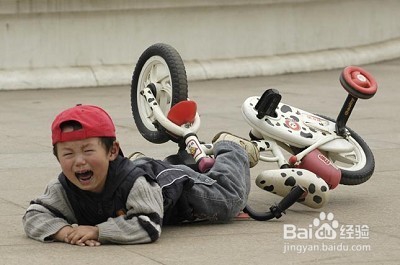 预防宝贝意外跌落的措施