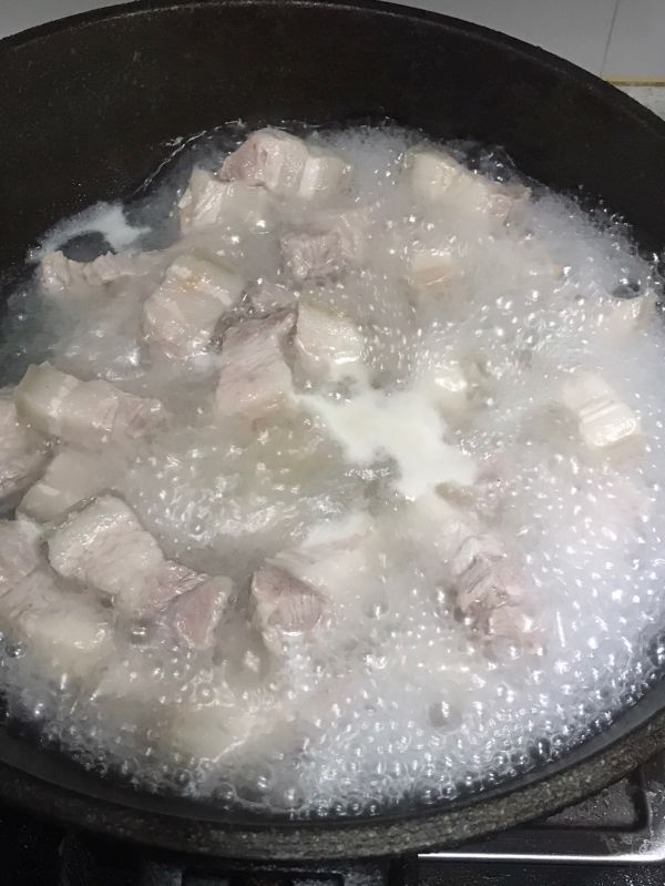 红烧肉虎皮鸡蛋