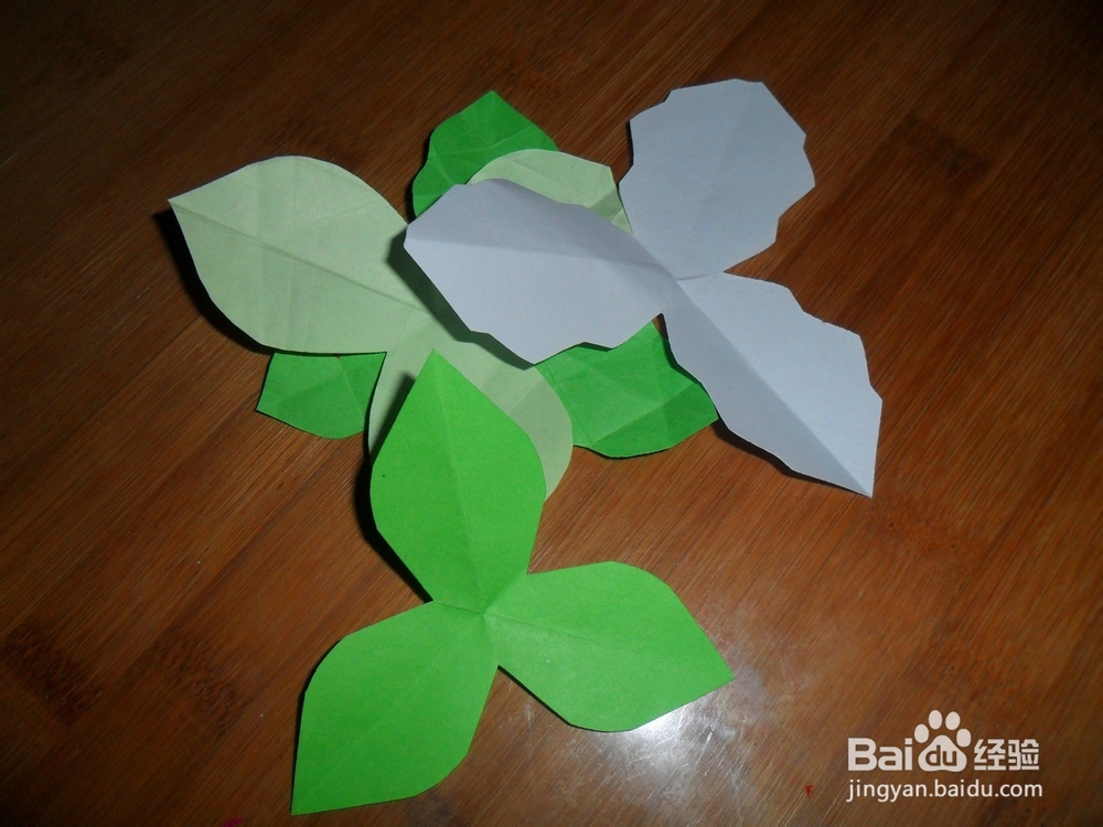 怎样用皱纹纸做卷花？