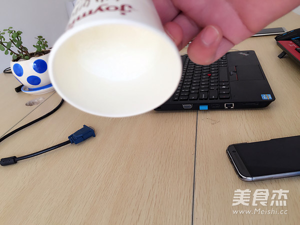 简简单单老酸奶