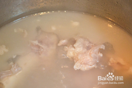 忘不了家乡的味道-骨汤焖子