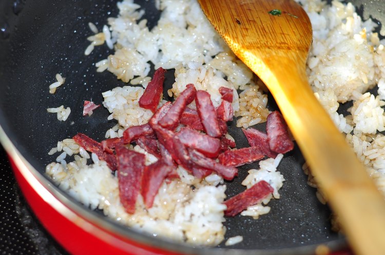 美味的叉烧肉炒饭的做法，你学会了吗
