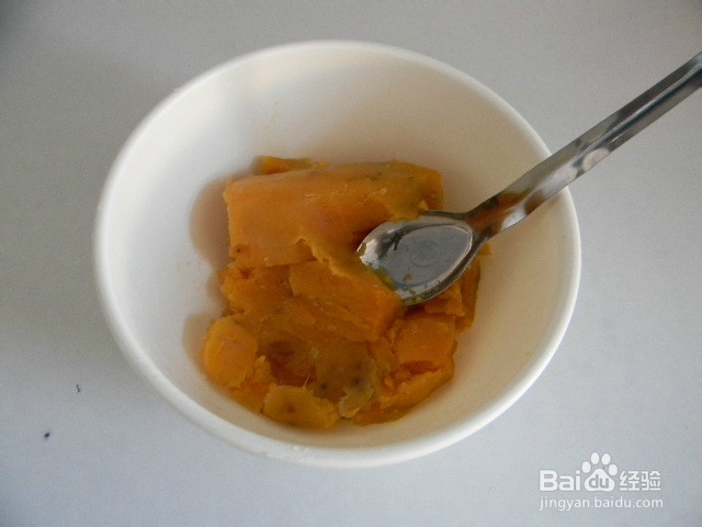 营养小吃——椰香地瓜饼