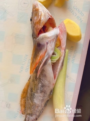 清蒸黄鱼怎么做?