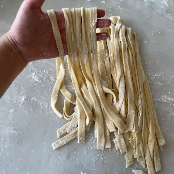 家常手擀油泼面