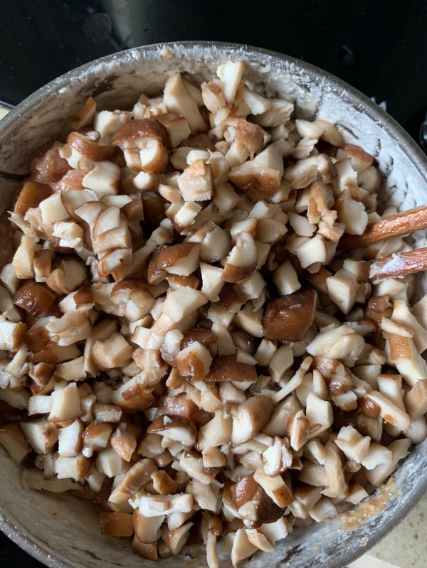 猪肉香菇馅儿馄饨