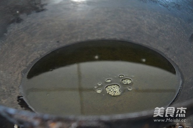 酱炖麦穗鱼的做法