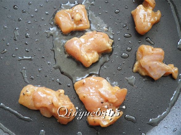 香煎黑椒鸡腿肉