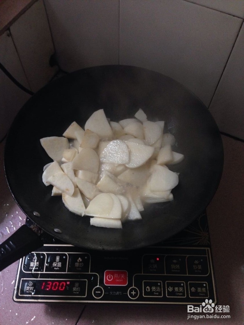 秋天应季菜：沙葛炒肉