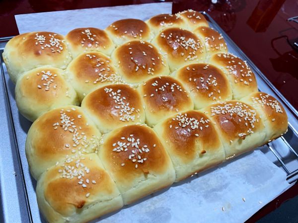 牛奶小面包first