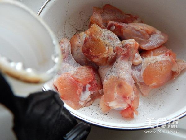 叉烧鸡腿根的做法