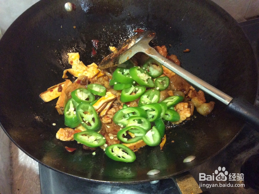 茄子炒肉怎样做好吃？茄片小炒肉