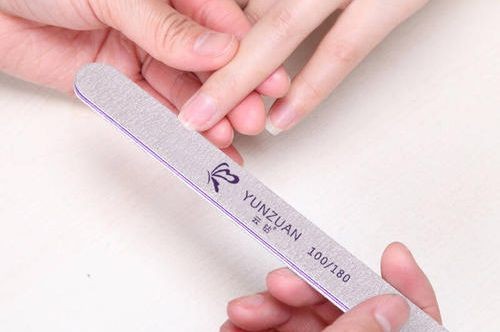 学美甲的基本步骤有哪些