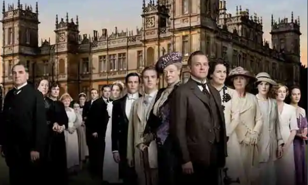 《唐顿庄园》讲的是什么