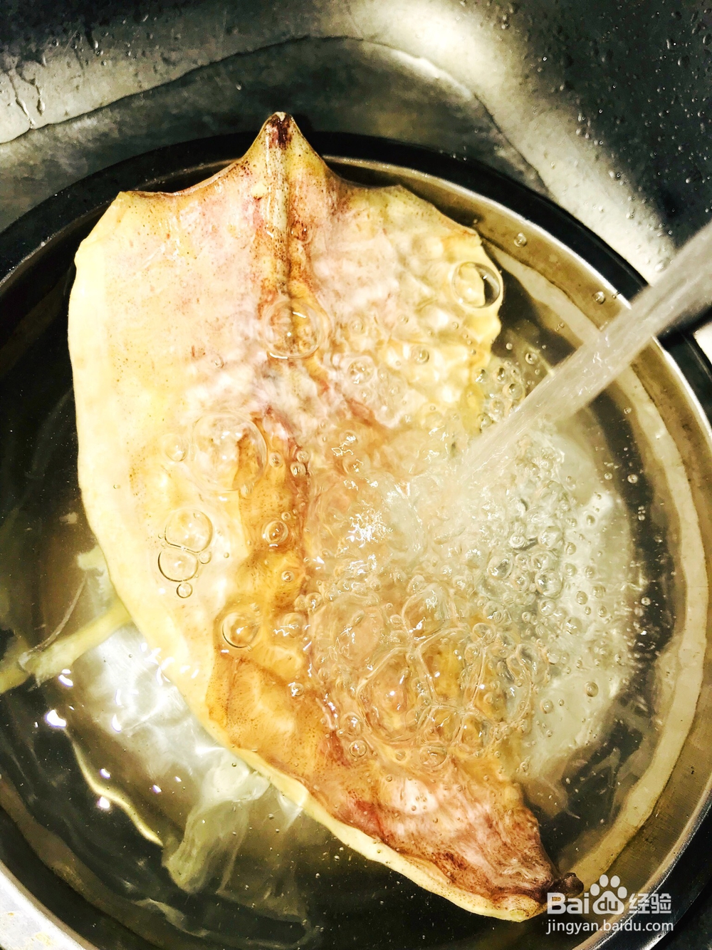 自己做五花肉焖鱿鱼干海鲜美食