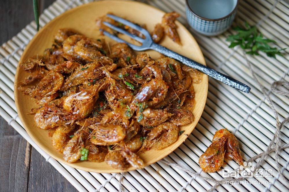 自己做香酥小河虾海鲜美食
