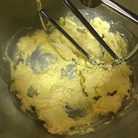 自制好吃的杏仁一口酥