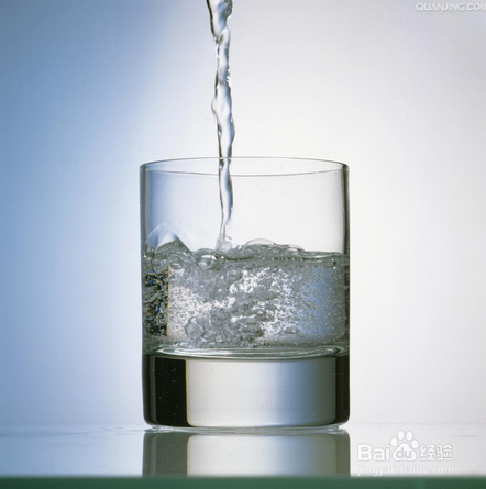 应对秋季肌肤干燥,矿泉水巧护肤,省钱安全!