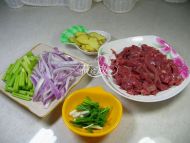 铁板孜然牛肉--做法