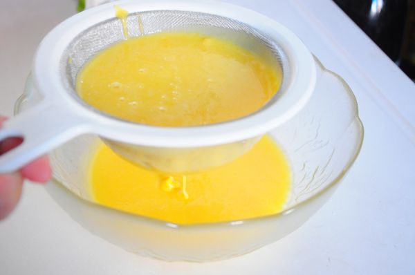 戚风栗蓉蛋糕卷