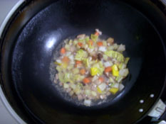 粉嫩可口的炒三丁