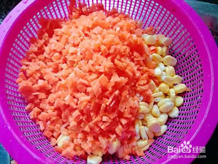 三角形饺子皮的包法