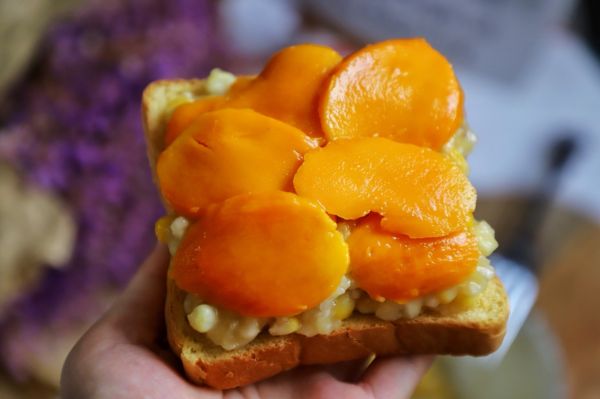 芒果香蕉玉米三明治