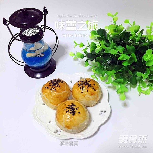 紫薯蛋黄酥的做法