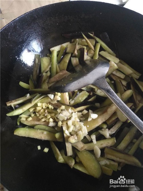 茄子炒鸡蛋的家常做法