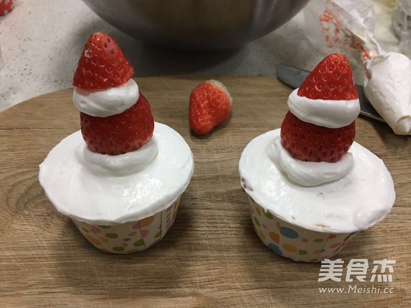 圣诞老公公纸杯蛋糕