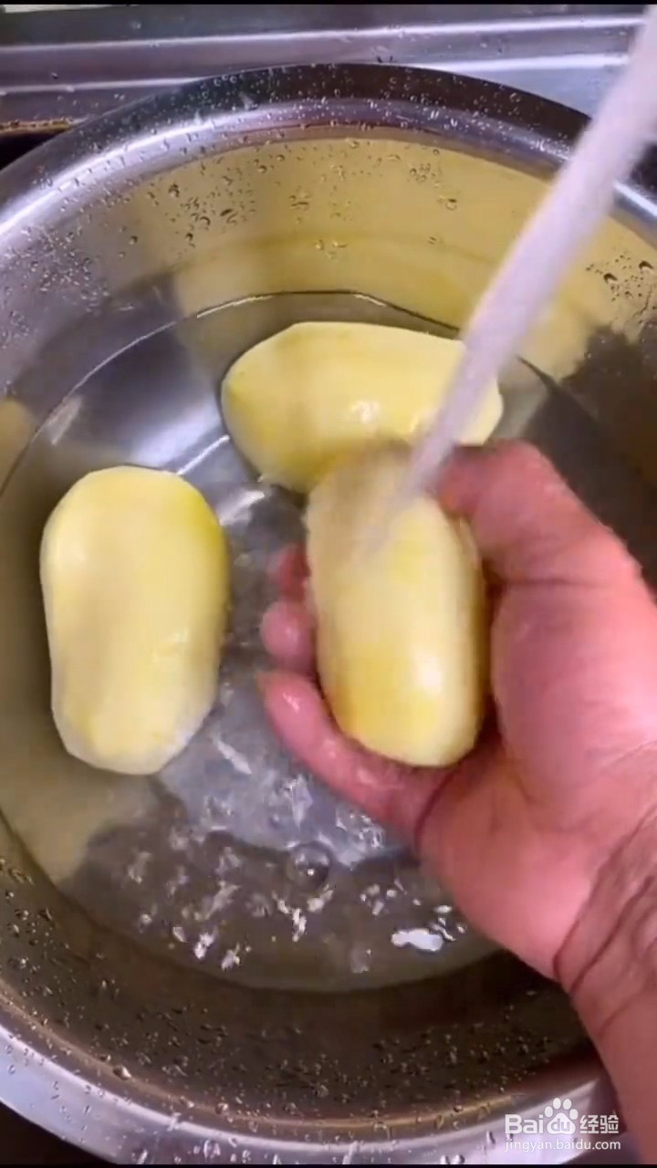 如何制作香辣凉拌土豆片