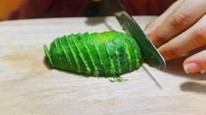 牛油果美式炒蛋三明治的做法