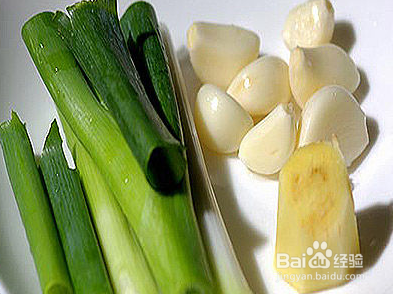 秘制椒麻猪蹄的做法