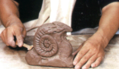 雕塑镂空怪兽工艺实例