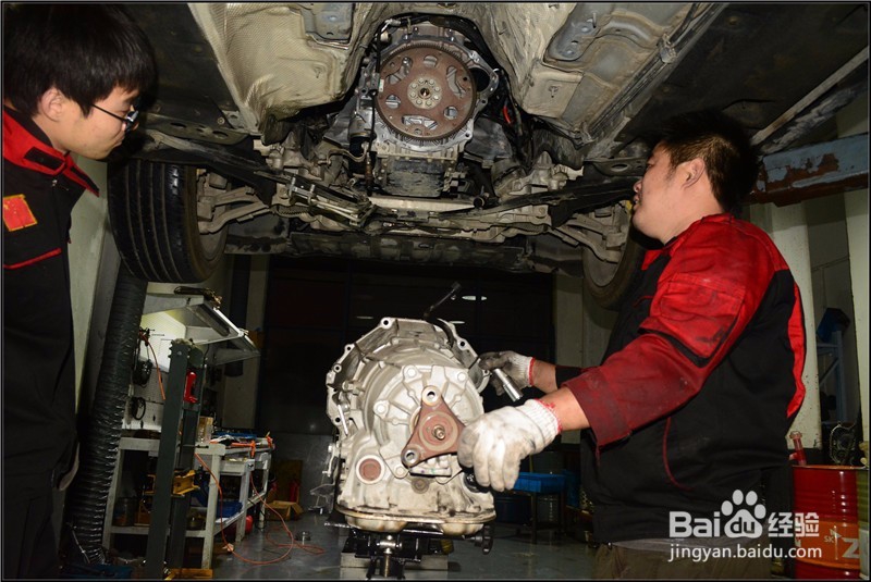 凯迪拉克ATS变速箱有异响声音问题维修