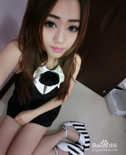 灰色美瞳效果