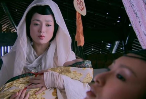 仙三里面为什么把青儿体内的水灵珠拿掉她就活不成/