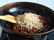 制作私房辣酱！