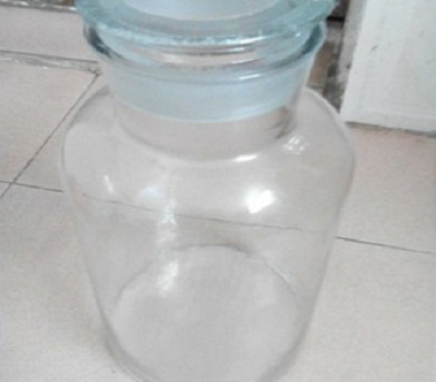 自己酿葡萄酒变色了啊？是怎么回事