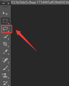 ps如何去除图片中多余的人物？