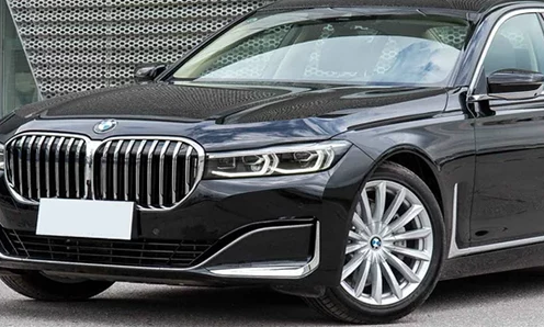 新宝马740几缸?怎么有人说6缸也有说8缸