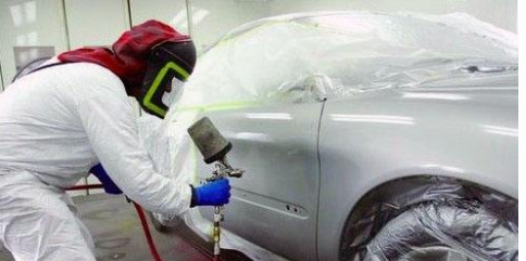 车子被划了很深的一道,补漆的话,是补那一条道,还是整个面都重新喷漆