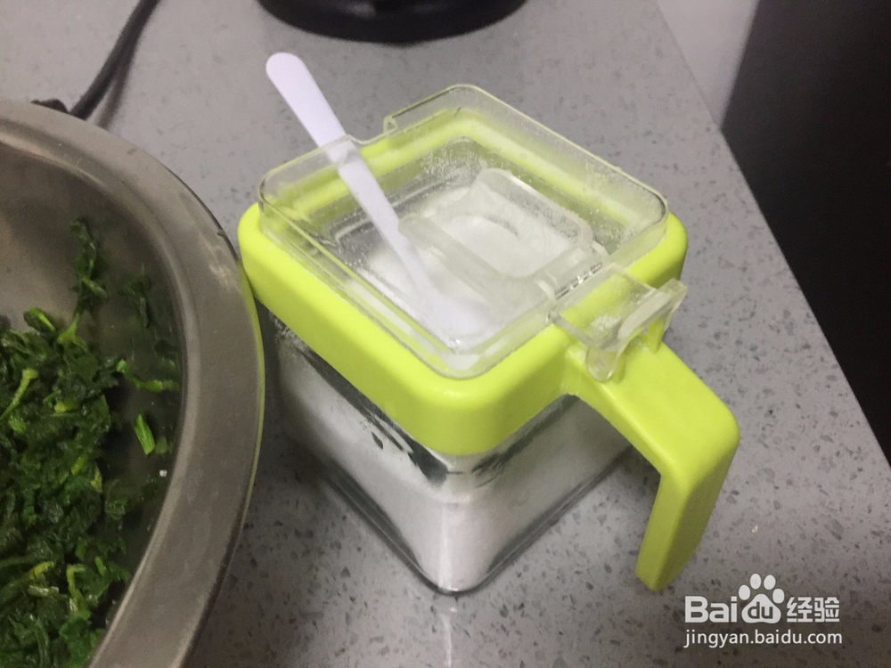 家常煎芹菜叶饼,简单!