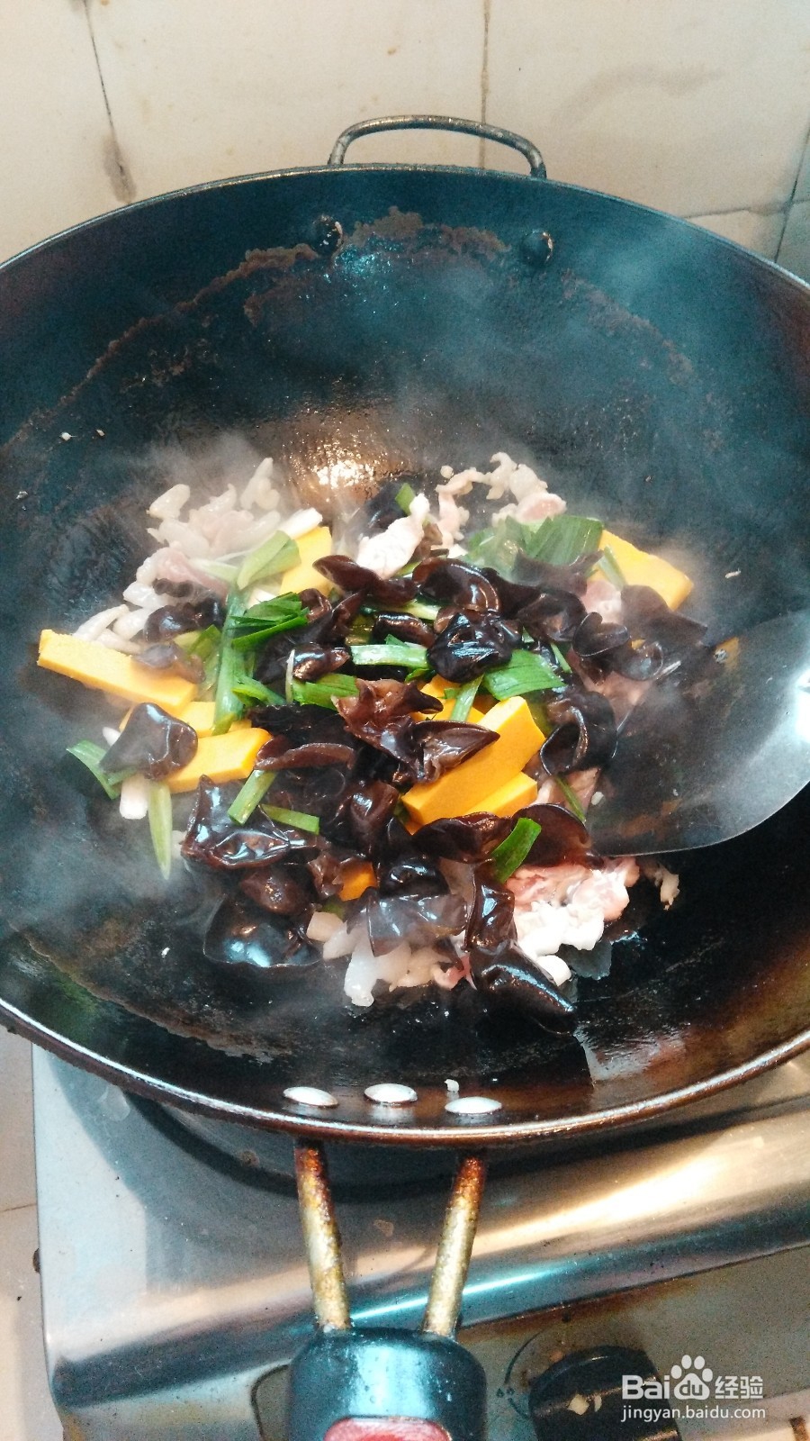 怎样炒木耳好吃?