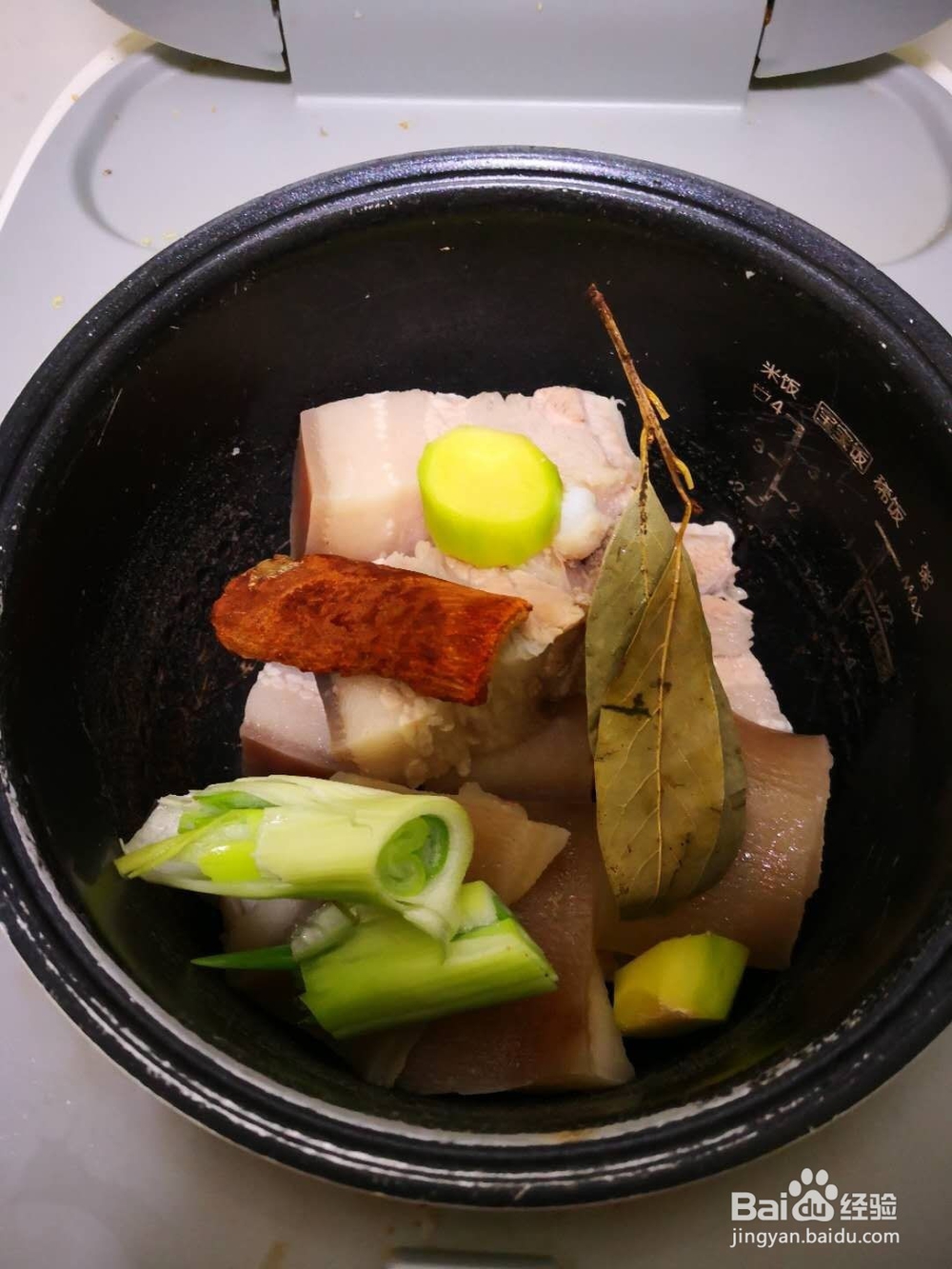 如何制作酱油五花肉