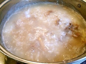 广式牛肉生菜粥